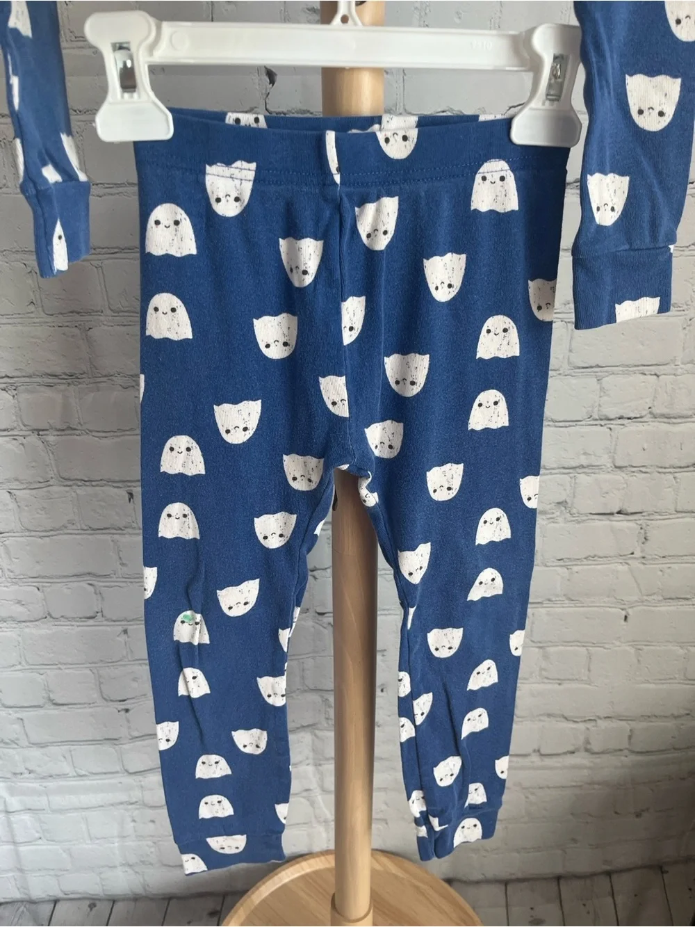 ⭐️⭐️PICK 5 / $20 Old Navy Blue Kids Pajama Set with White Ghost
